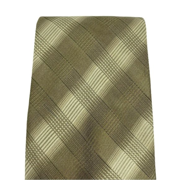 Claiborne Silk Designer Green Plaid Silk Tie - Picture 3 of 8